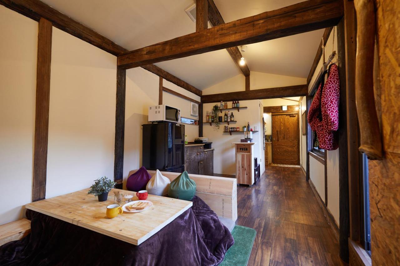 GLAMPiC GUESTHOUSE 現在は一棟貸 12-3月は朝食なし Tokamachi Eksteriør billede